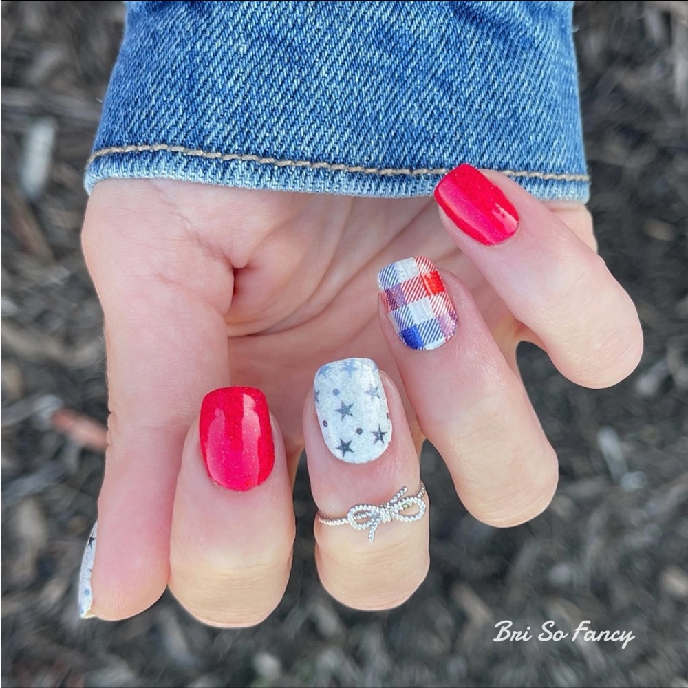 *Retired* Color Street: Plaid in the USA | Fourth of July Patriotic America - Picture 12 of 16